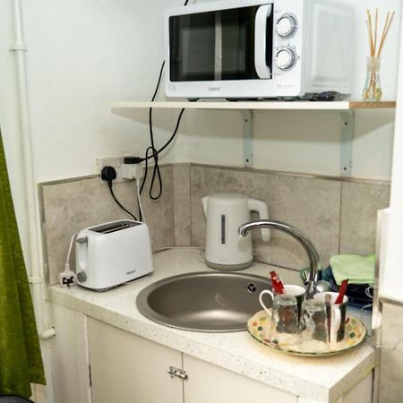 Amarillys Guest House 普雷斯顿 外观 照片