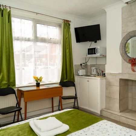 Amarillys Guest House 普雷斯顿 外观 照片